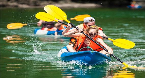 Du Lịch Hạ Long 1 Ngày Thăm Vịnh 6 Tiếng (KH từ Hà Nội)